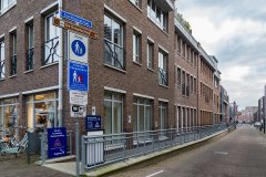 ingang fietsenstalling Perlstein